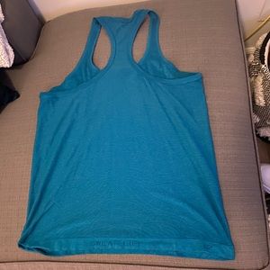 Lululemon Tank size 12